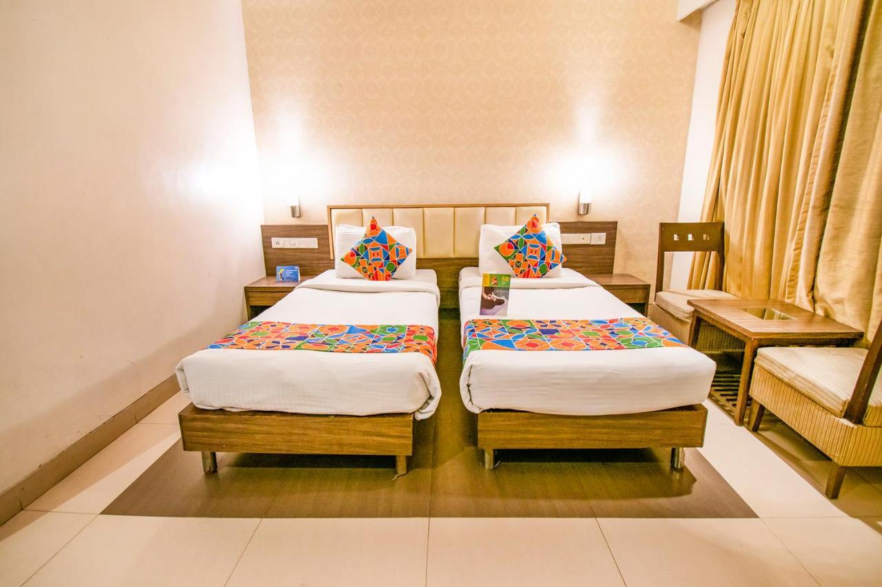 Hotel Sadanand Regency Pimpri-Chinchwad Екстериор снимка