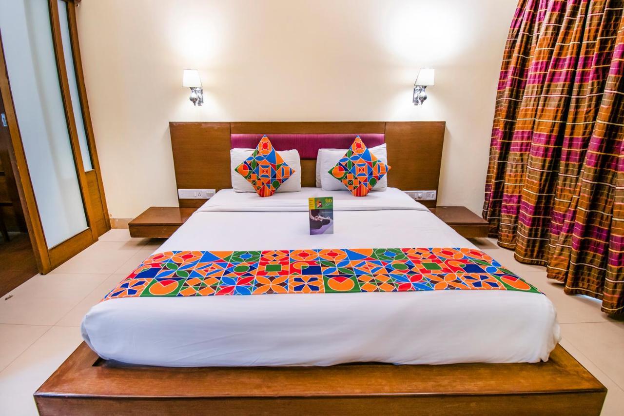 Hotel Sadanand Regency Pimpri-Chinchwad Екстериор снимка