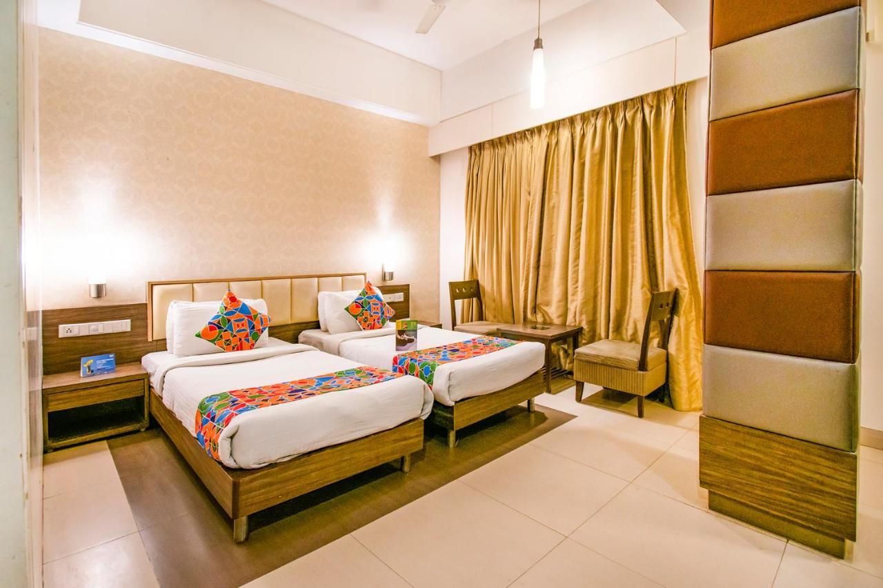 Hotel Sadanand Regency Pimpri-Chinchwad Екстериор снимка