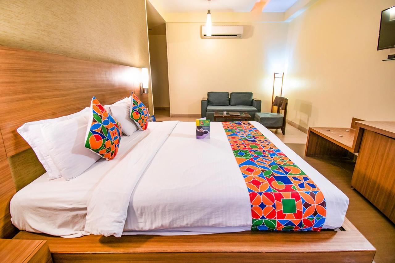 Hotel Sadanand Regency Pimpri-Chinchwad Екстериор снимка